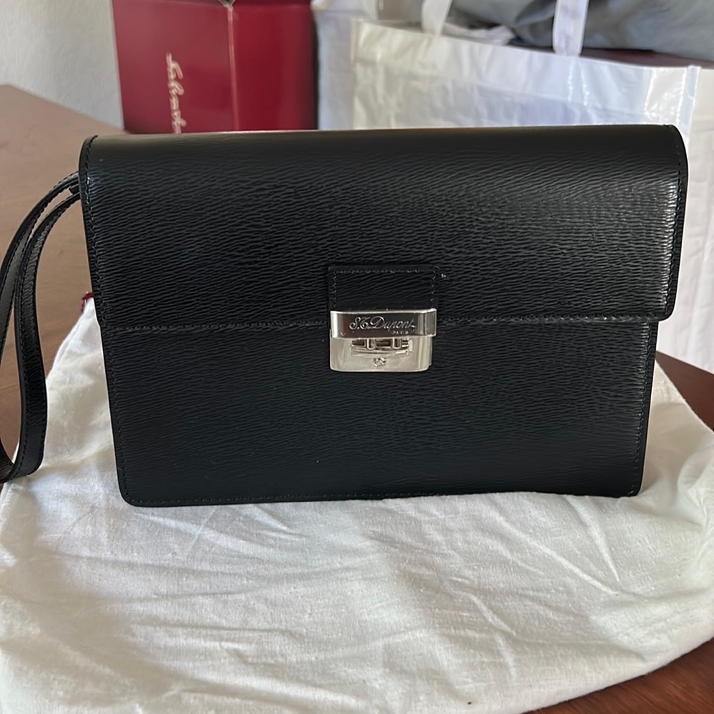 Vintage S.T. Dupont Paris Wristlet Purse